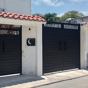 https://casa-de-luna.tulum-hotels.net